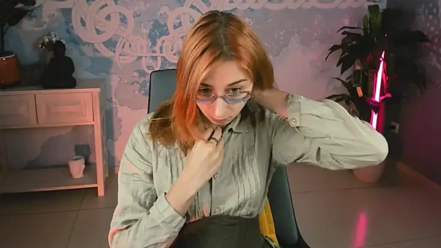 Orianna Fox online show from March 20, 2025, 10:10 am