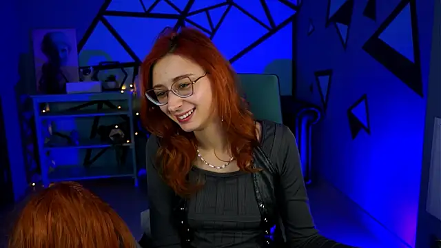 Orianna Fox online show from December 7, 2024, 6:32 pm