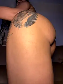 Snapshot of AllysonK chatting on October 2, 2025, 4:54 pm AllysonK online show from October 2, 2025, 4:54 pm