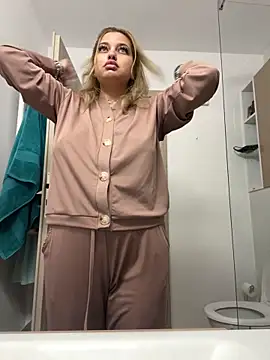 AllysonK online show from November 29, 2025, 11:21 am