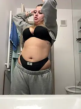 AllysonK online show from February 6, 2026, 10:44 am