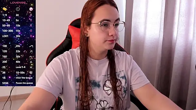 maryluna95 online show from October 7, 2025, 6:09 pm