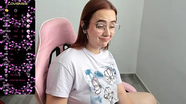 maryluna95 online show from February 18, 2025, 8:36 pm