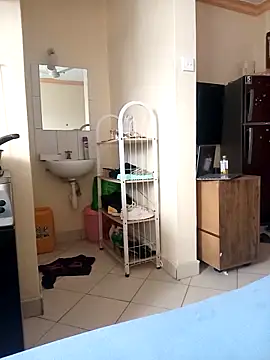 Snapshot of zainabsmile chatting on October 4, 2025, 7:54 am zainabsmile online show from October 4, 2025, 7:54 am