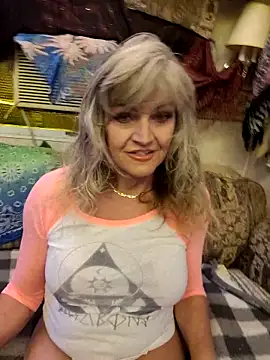 Snapshot of annika_lately chatting on October 20, 2025, 2:24 am annika lately online show from October 20, 2025, 2:24 am