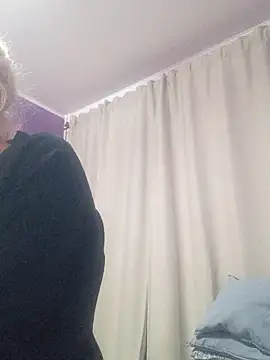 BritneyHudson online show from September 22, 2025, 1:00 am