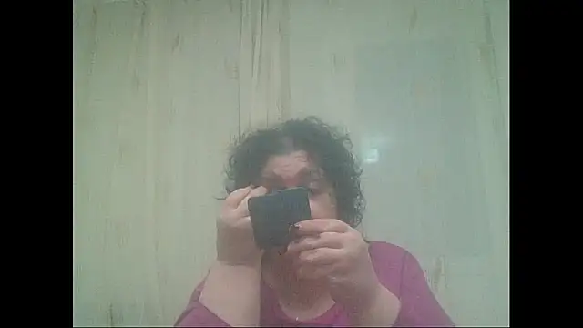 maturekorine online show from February 12, 2026, 8:52 pm