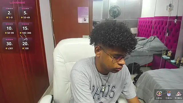 boylittle19cm online show from September 19, 2025, 12:42 pm