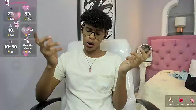 boylittle19cm online show from September 20, 2025, 12:10 pm