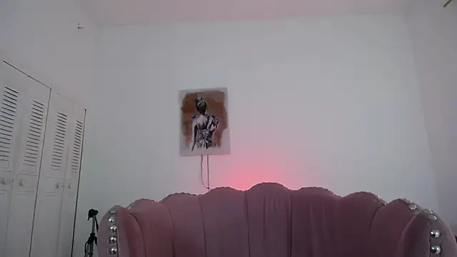 michel cardona online show from December 18, 2024, 5:52 pm