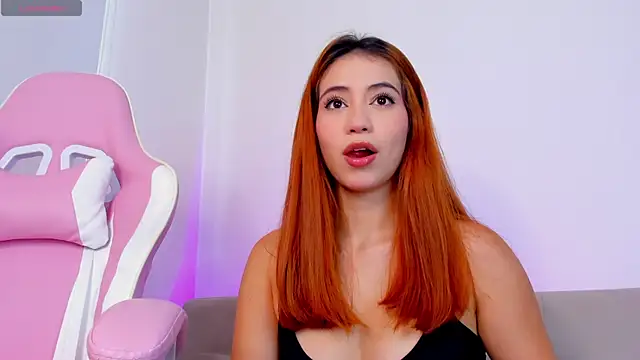 Snapshot of SofiaFerrer chatting on December 1, 2024, 7:30 pm SofiaFerrer online show from December 1, 2024, 7:30 pm