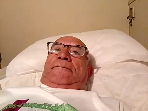 Snapshot of sincuenton24cmts chatting on September 20, 2025, 1:32 am sincuenton24cmts online show from September 20, 2025, 1:32 am