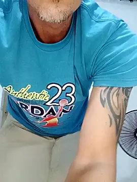 Snapshot of KarameloVzla chatting on September 26, 2025, 7:15 am KarameloVzla online show from September 26, 2025, 7:15 am