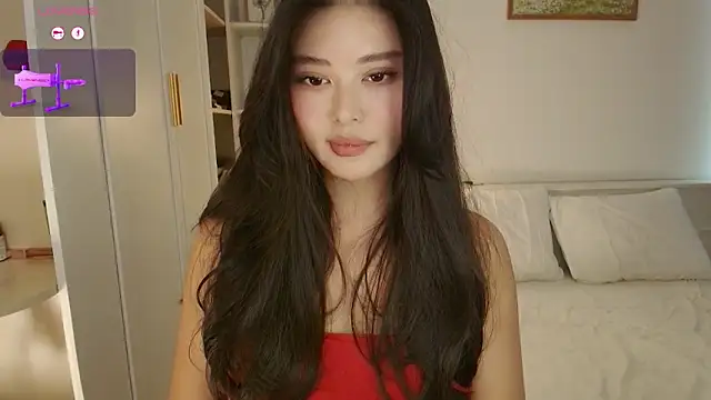 Snapshot of tenderlybaee chatting on October 6, 2025, 4:24 am tenderlybaee online show from October 6, 2025, 4:24 am