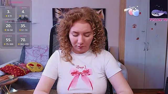 Snapshot of D0nna_ chatting on October 2, 2025, 11:02 am D0nna  online show from October 2, 2025, 11:02 am