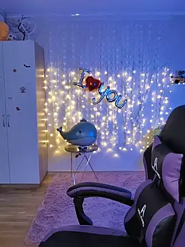 Snapshot of D0nna_ chatting on February 13, 2026, 8:31 pm D0nna online show from February 13, 2026, 8:31 pm