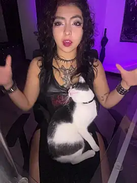 Snapshot of _Gothiccbitch_ chatting on February 25, 2026, 5:40 am Gothiccbitch online show from February 25, 2026, 5:40 am