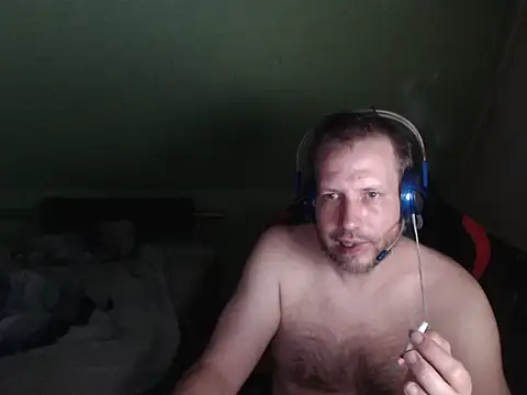 Jan38re online show from September 12, 2025, 10:09 pm