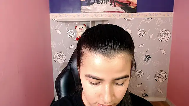 Linda Mattel online show from February 18, 2025, 2:27 pm