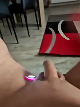 Szeltolo001 online show from March 8, 2026, 3:10 am