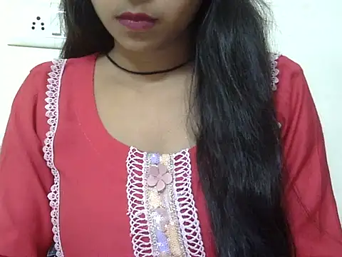 momo lov online show from October 12, 2025, 4:25 am