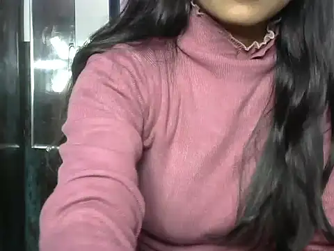 momo lov online show from January 30, 2025, 4:58 am