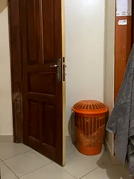 Snapshot of sweet18creamybigpussy chatting on October 15, 2025, 5:28 am sweet18creamybigpussy online show from October 15, 2025, 5:28 am