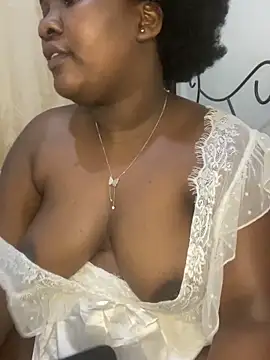 Snapshot of sweet18creamybigpussy chatting on September 15, 2025, 7:58 pm sweet18creamybigpussy online show from September 15, 2025, 7:58 pm