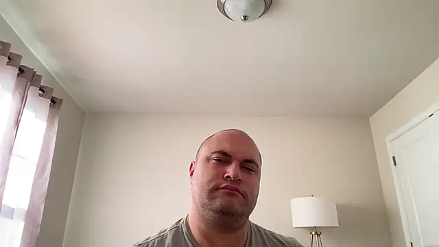 SluggishChase99 online show from January 30, 2025, 2:47 pm