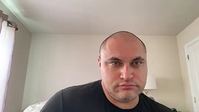 Snapshot of SluggishChase99 chatting on October 21, 2025, 5:01 pm SluggishChase99 online show from October 21, 2025, 5:01 pm