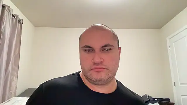 Snapshot of SluggishChase99 chatting on February 4, 2026, 2:50 am SluggishChase99 online show from February 4, 2026, 2:50 am