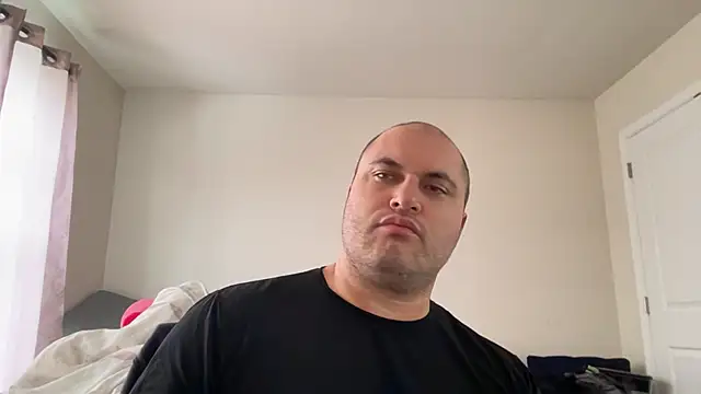 Snapshot of SluggishChase99 chatting on February 19, 2026, 4:26 pm SluggishChase99 online show from February 19, 2026, 4:26 pm