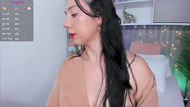 Snapshot of dahianthompson chatting on February 18, 2026, 8:16 pm dahianthompson online show from February 18, 2026, 8:16 pm