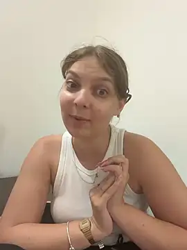 kitty kat   online show from September 16, 2025, 10:55 pm