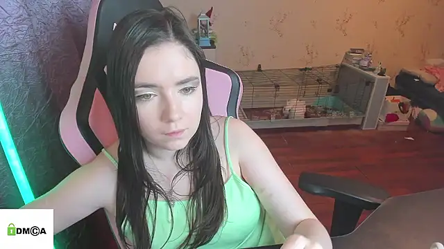 Snapshot of Crazy_forest_fairy chatting on January 17, 2026, 2:48 am Crazy forest fairy online show from January 17, 2026, 2:48 am