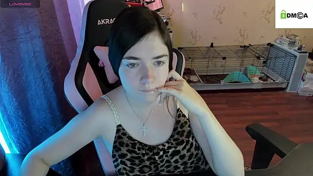 Crazy forest fairy online show from October 9, 2025, 5:08 am