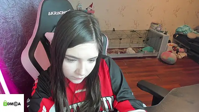 Snapshot of Crazy_forest_fairy chatting on February 4, 2026, 3:34 am Crazy forest fairy online show from February 4, 2026, 3:34 am