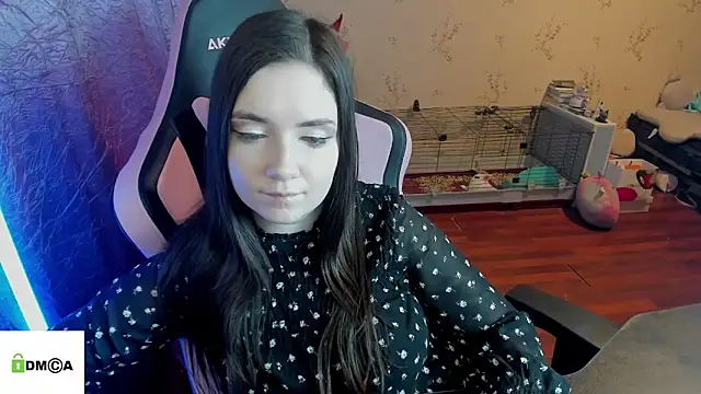 Snapshot of Crazy_forest_fairy chatting on February 13, 2026, 2:39 pm Crazy forest fairy online show from February 13, 2026, 2:39 pm