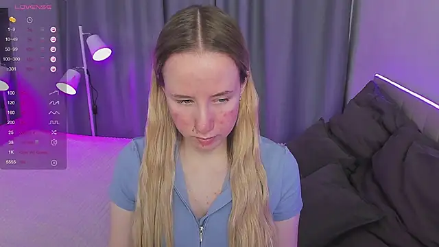 Snapshot of Cassie_Kelman chatting on February 27, 2025, 3:08 am Cassie Kelman online show from February 27, 2025, 3:08 am