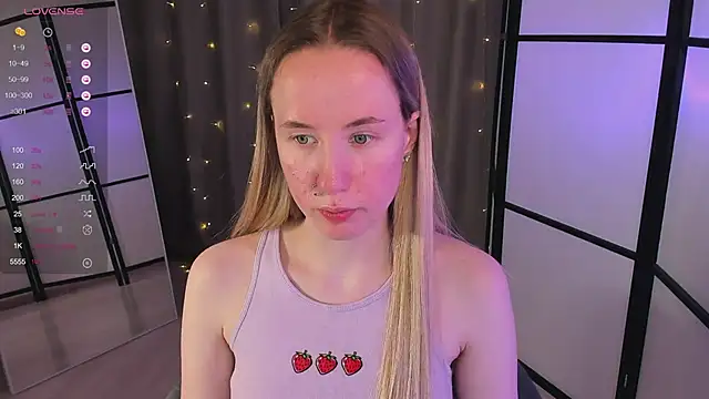 Snapshot of Cassie_Kelman chatting on February 21, 2025, 8:49 pm Cassie Kelman online show from February 21, 2025, 8:49 pm