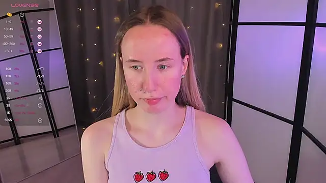 Snapshot of Cassie_Kelman chatting on February 21, 2025, 11:54 pm Cassie Kelman online show from February 21, 2025, 11:54 pm