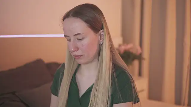 Snapshot of Cassie_Kelman chatting on March 4, 2025, 9:11 pm Cassie Kelman online show from March 4, 2025, 9:11 pm