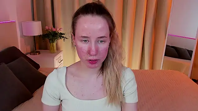 Snapshot of Cassie_Kelman chatting on February 20, 2025, 11:43 pm Cassie Kelman online show from February 20, 2025, 11:43 pm