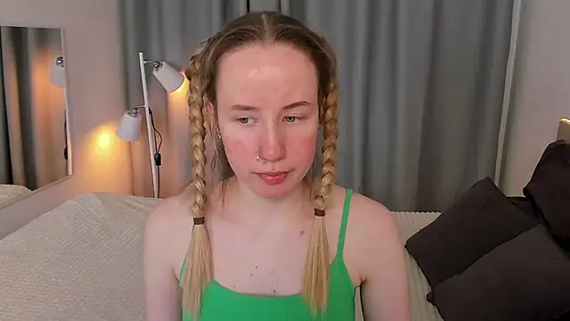 Snapshot of Cassie_Kelman chatting on March 16, 2025, 8:43 pm Cassie Kelman online show from March 16, 2025, 8:43 pm