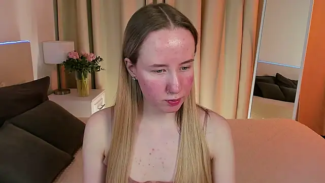 Snapshot of Cassie_Kelman chatting on March 14, 2025, 8:49 pm Cassie Kelman online show from March 14, 2025, 8:49 pm