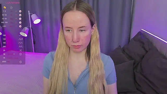 Snapshot of Cassie_Kelman chatting on February 27, 2025, 12:03 am Cassie Kelman online show from February 27, 2025, 12:03 am