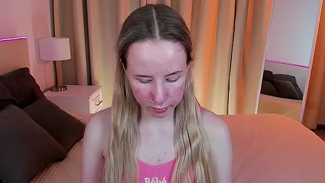 Snapshot of Cassie_Kelman chatting on February 28, 2025, 3:15 am Cassie Kelman online show from February 28, 2025, 3:15 am