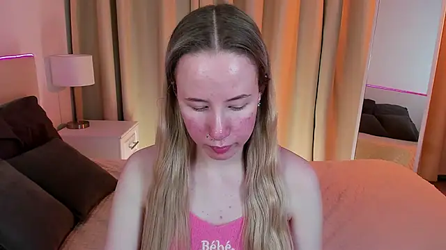 Snapshot of Cassie_Kelman chatting on February 27, 2025, 8:53 pm Cassie Kelman online show from February 27, 2025, 8:53 pm