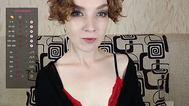 Snapshot of TinaWince chatting on October 9, 2025, 4:46 am TinaWince online show from October 9, 2025, 4:46 am