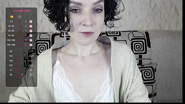 TinaWince online show from February 15, 2025, 5:51 am